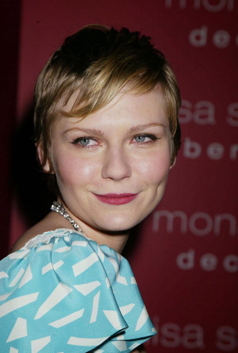 MonaLisaSmile_Premiere100.jpg
