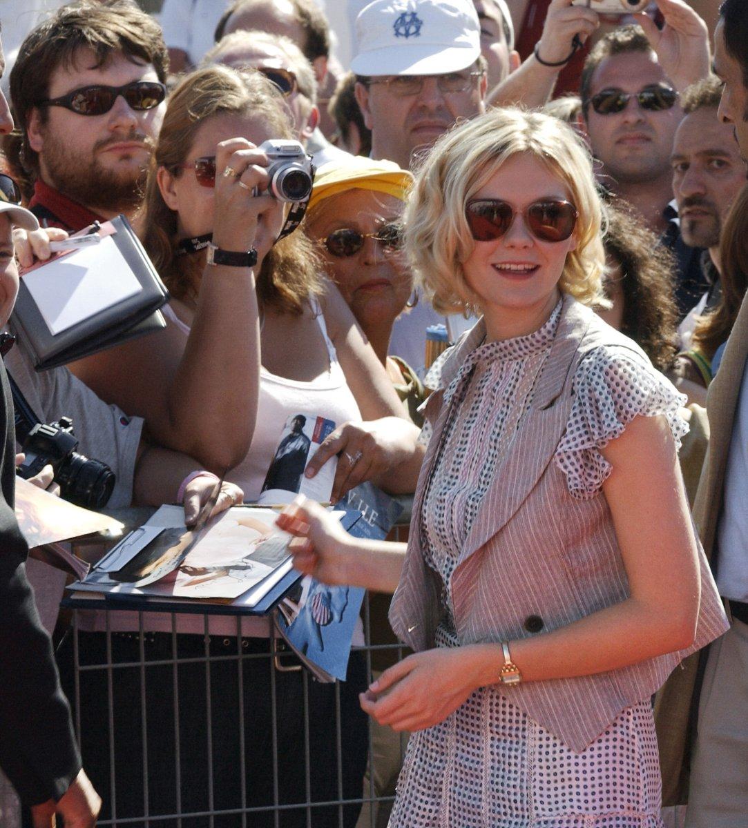 deauvillephotocall_02.jpg