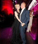 Filename=WhiteTieBall_18.jpg
Filesize=86KiB
Dimensions=797x1200
Date added=Jun 29, 2007 WhiteTieBall_18.jpg