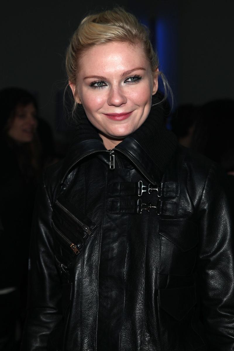 Rodarte_Fall2010_03.jpg