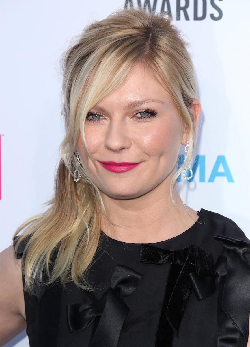 CriticsChoice2012_Arrivals70.jpg