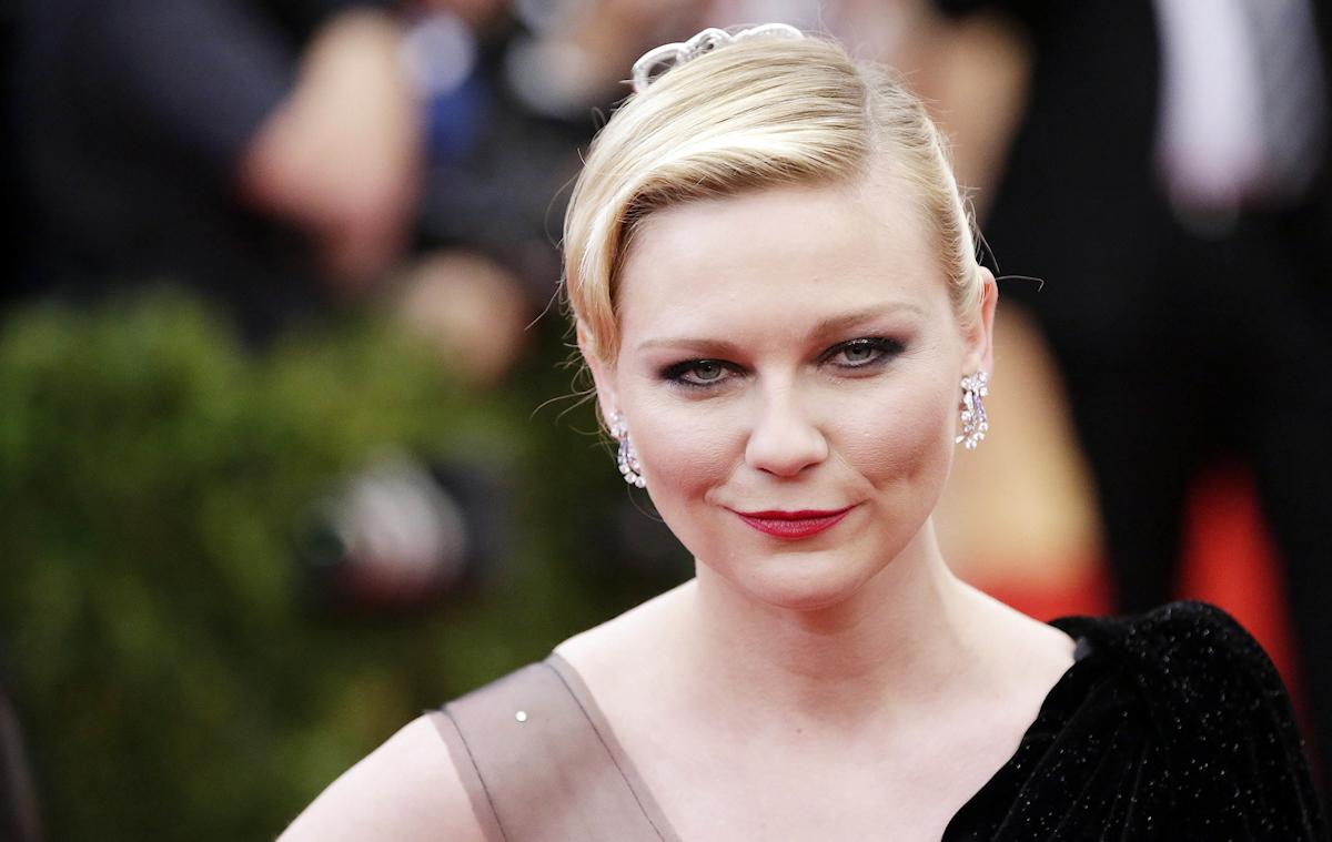 CostumeGala2014_25.jpg