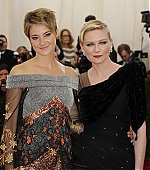 CostumeGala2014_58.jpg