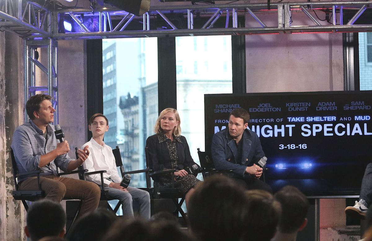 AolBuild_MidnightSpecial08.jpg