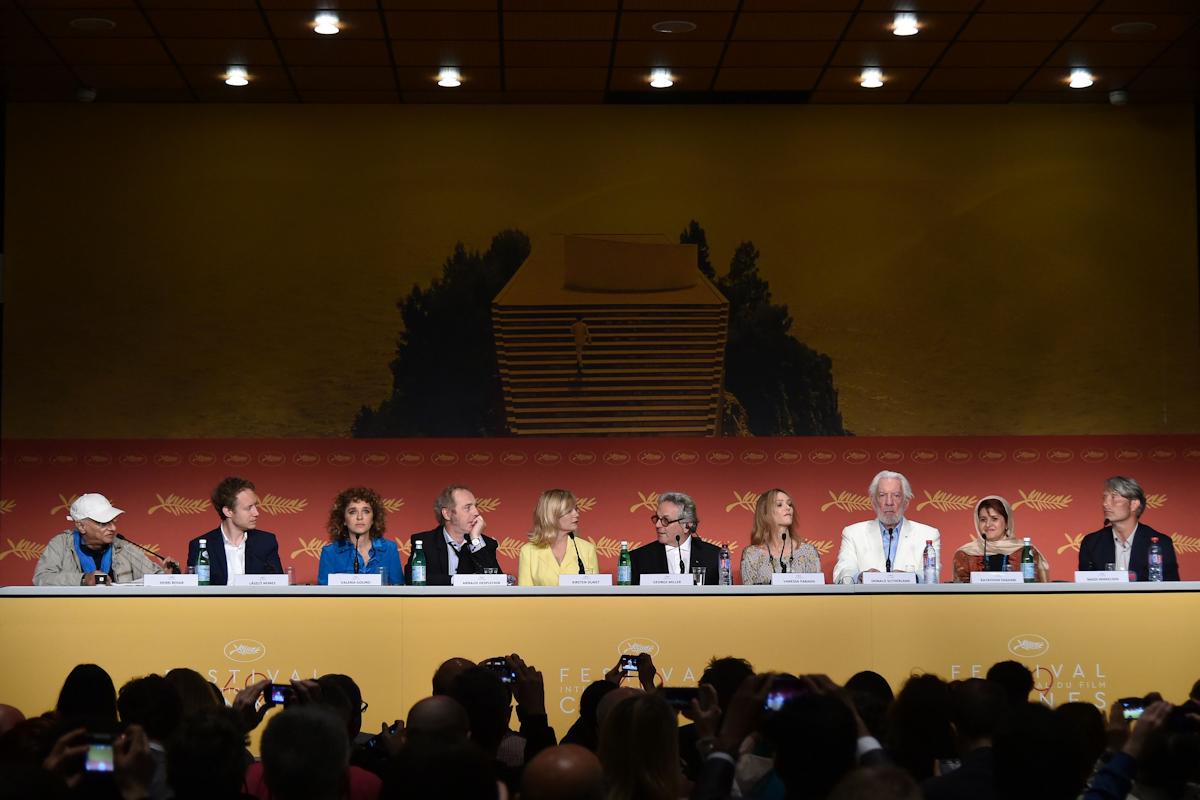 CannesJury_PressConference01.jpg