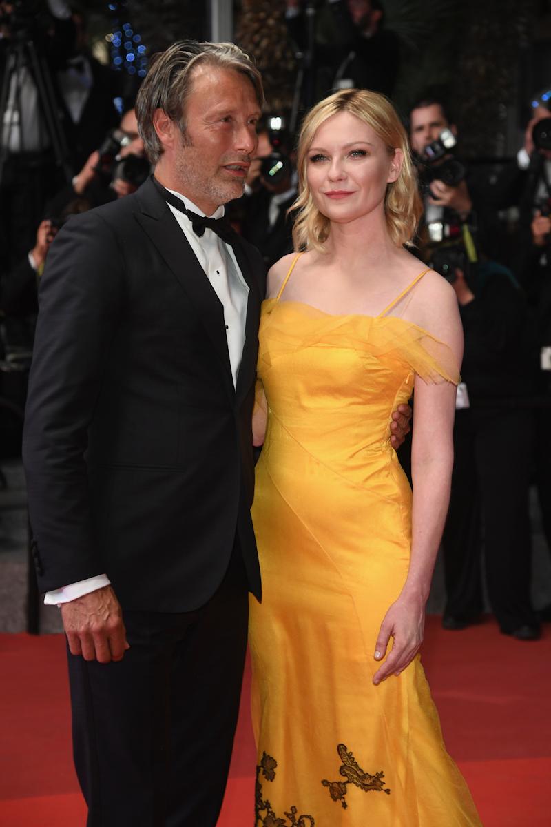 NeonDemon_CannesPremiere006.jpg