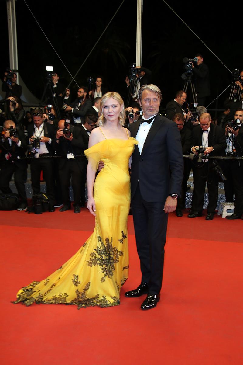 NeonDemon_CannesPremiere035.jpg