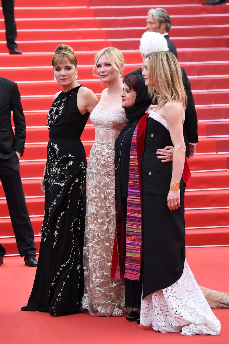 69thCannes_AwardsArrivals031.jpg