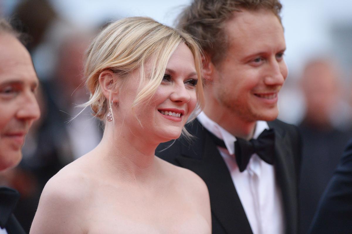 69thCannes_AwardsArrivals096.jpg