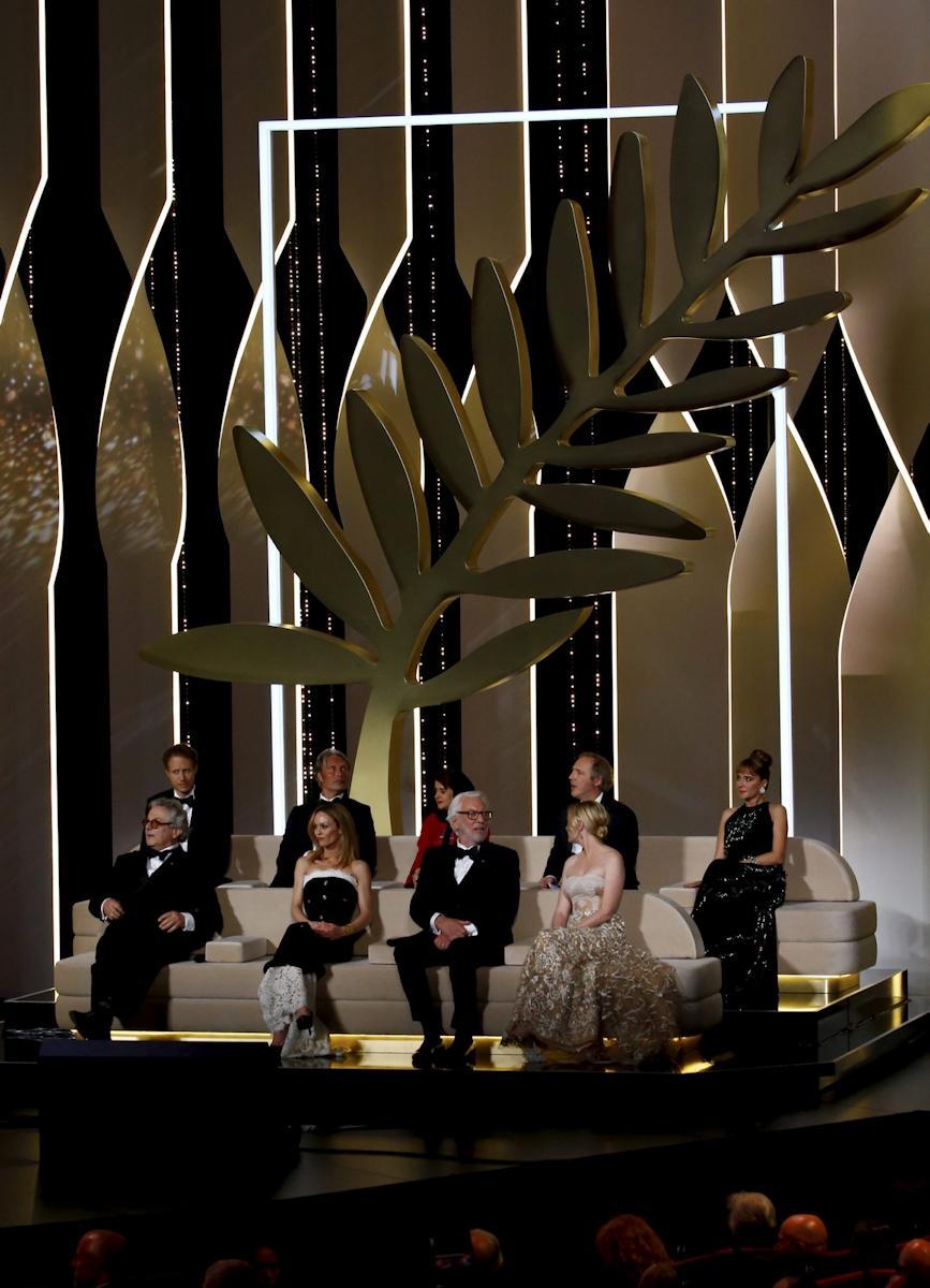 69thCannes_AwardsCeremony08.jpg