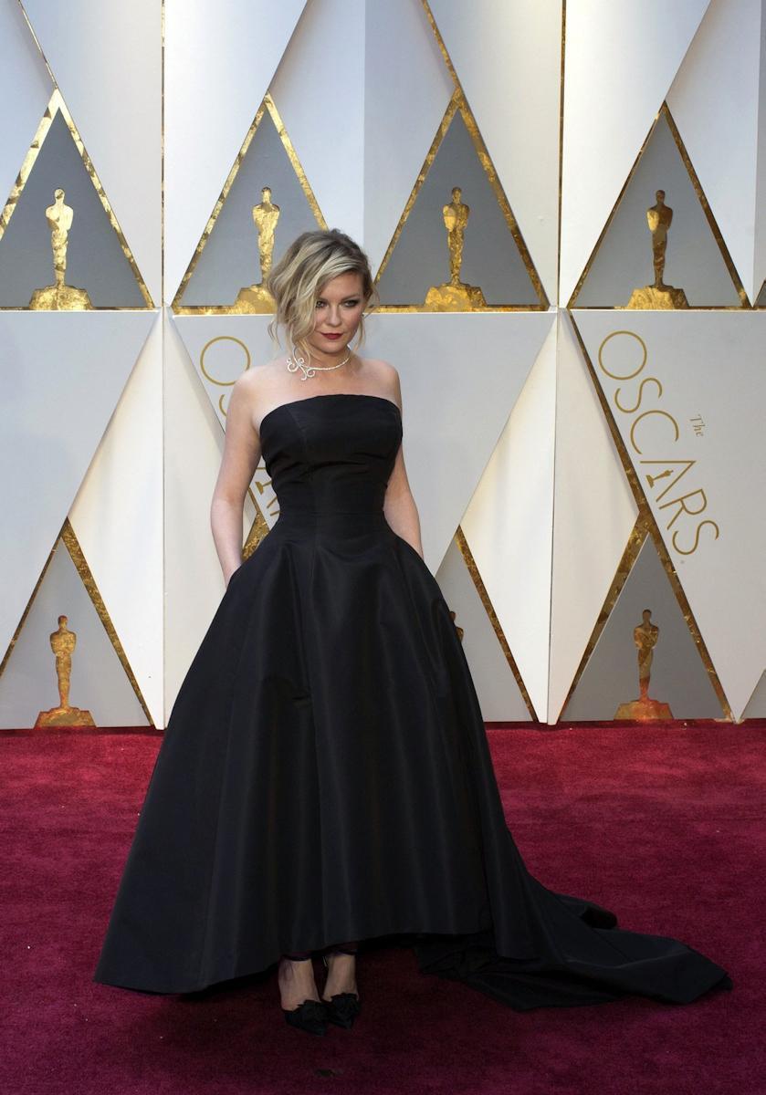 89thAcademyAwards_Arrivals098.jpg