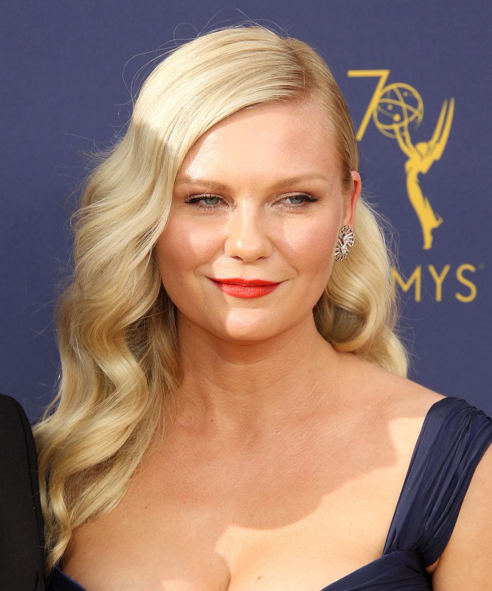 70thEmmyAwards_Arrivals02.jpg