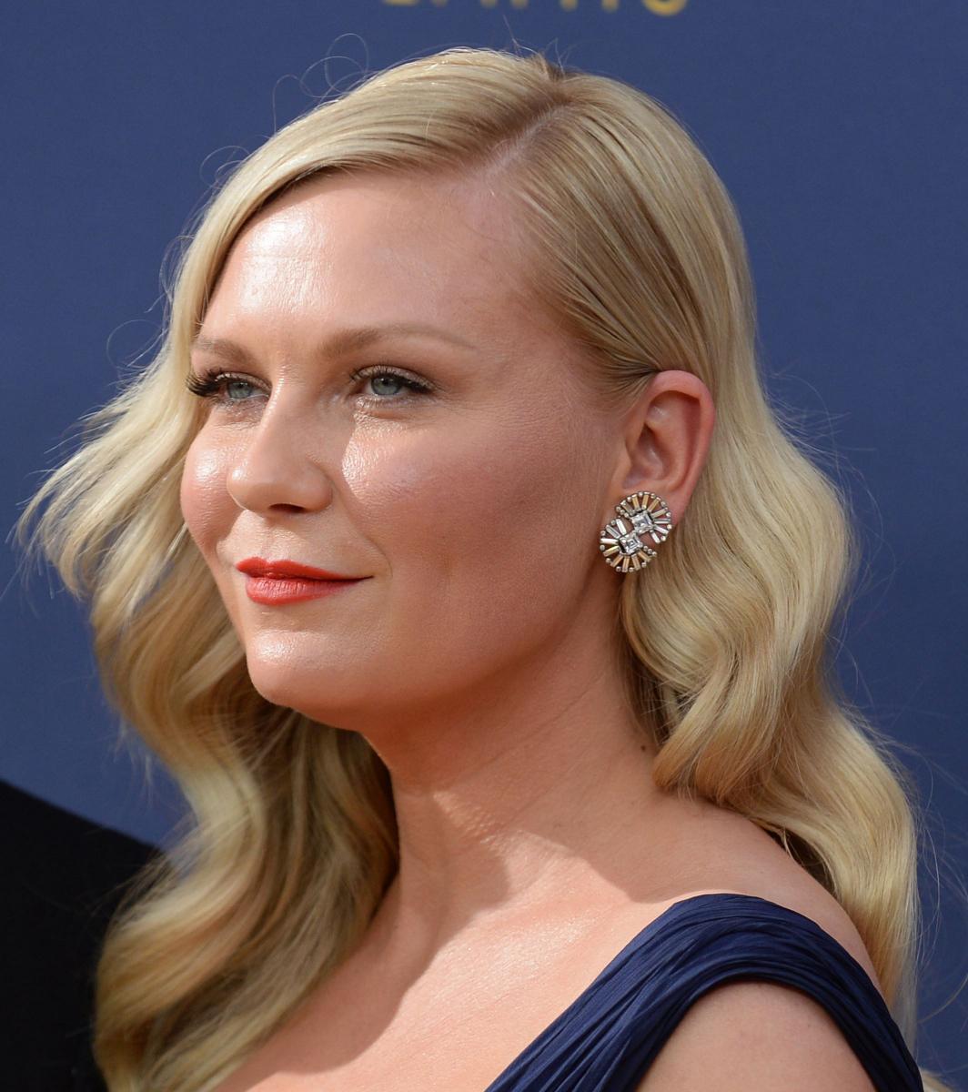 70thEmmyAwards_Arrivals32.jpg