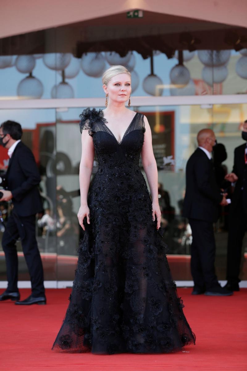 PowerOfTheDog_VenicePremiere58.jpg