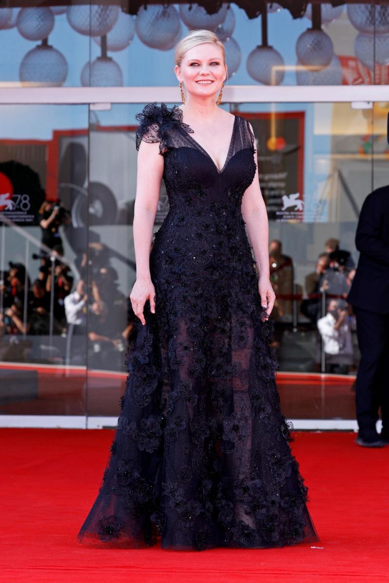 PowerOfTheDog_VenicePremiere88.jpg