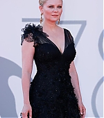 PowerOfTheDog_VenicePremiere63.jpg