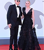 PowerOfTheDog_VenicePremiere86.jpg