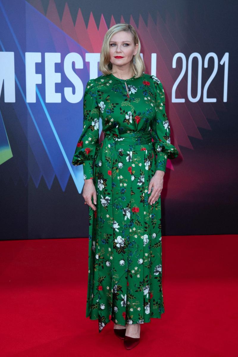 PowerOfTheDog_LondonPremiere108.jpg