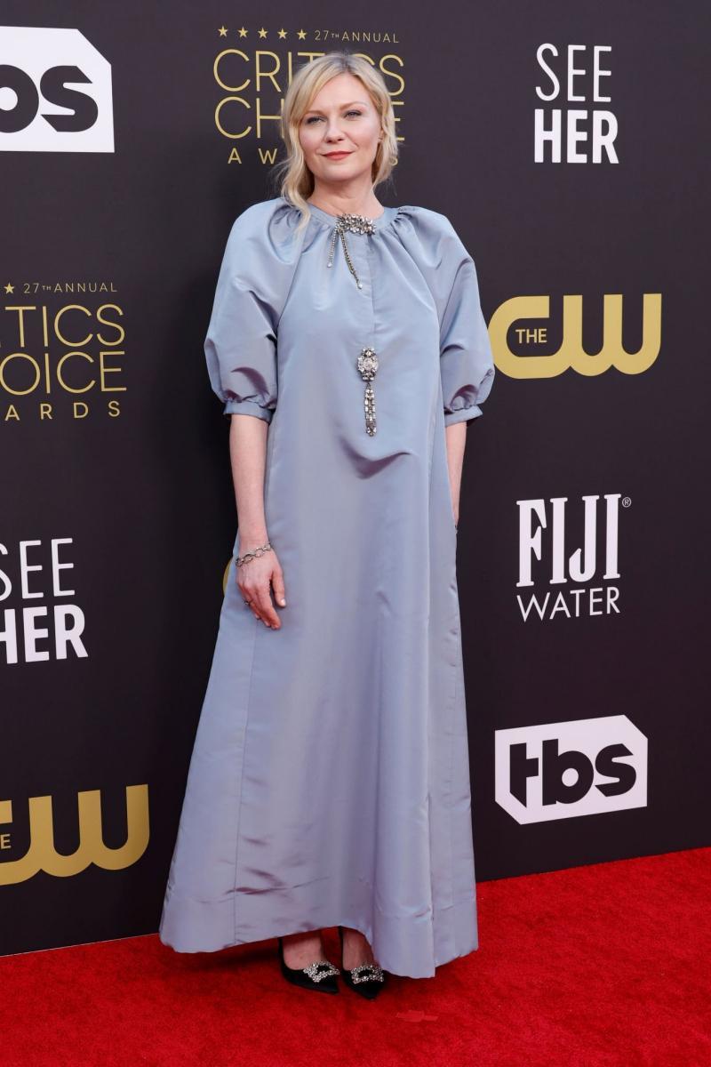 27thCriticsChoice_Arrivals08.jpg