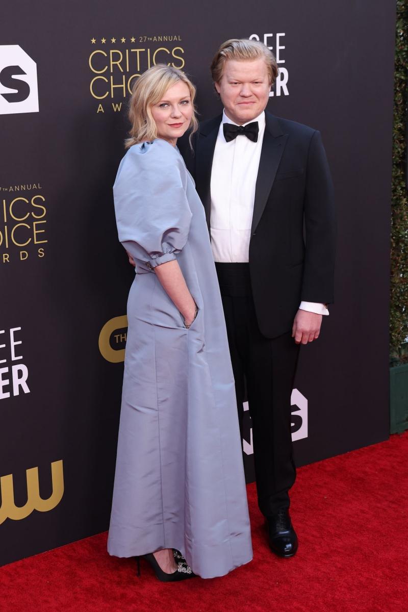 27thCriticsChoice_Arrivals11.jpg