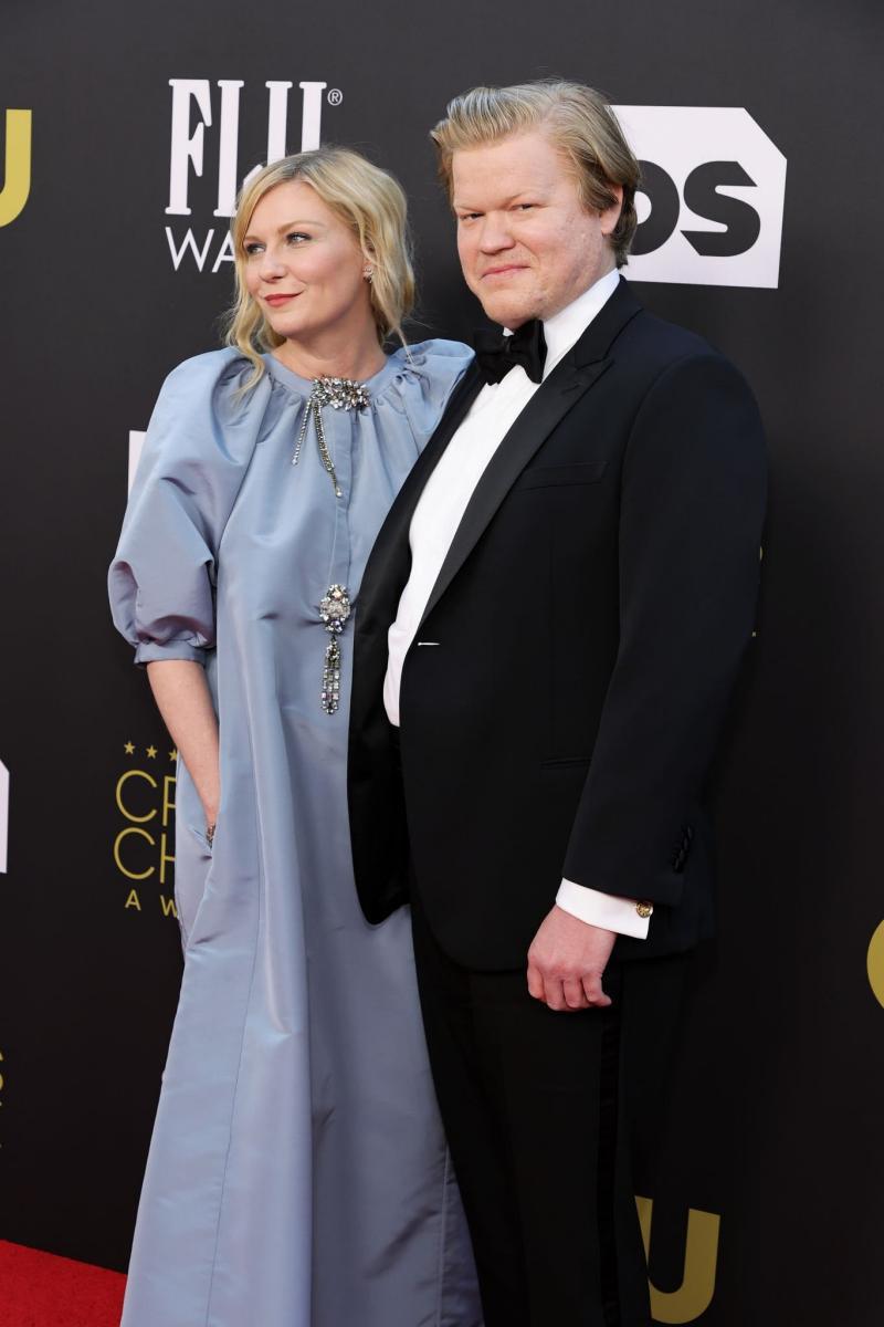 27thCriticsChoice_Arrivals42.jpg