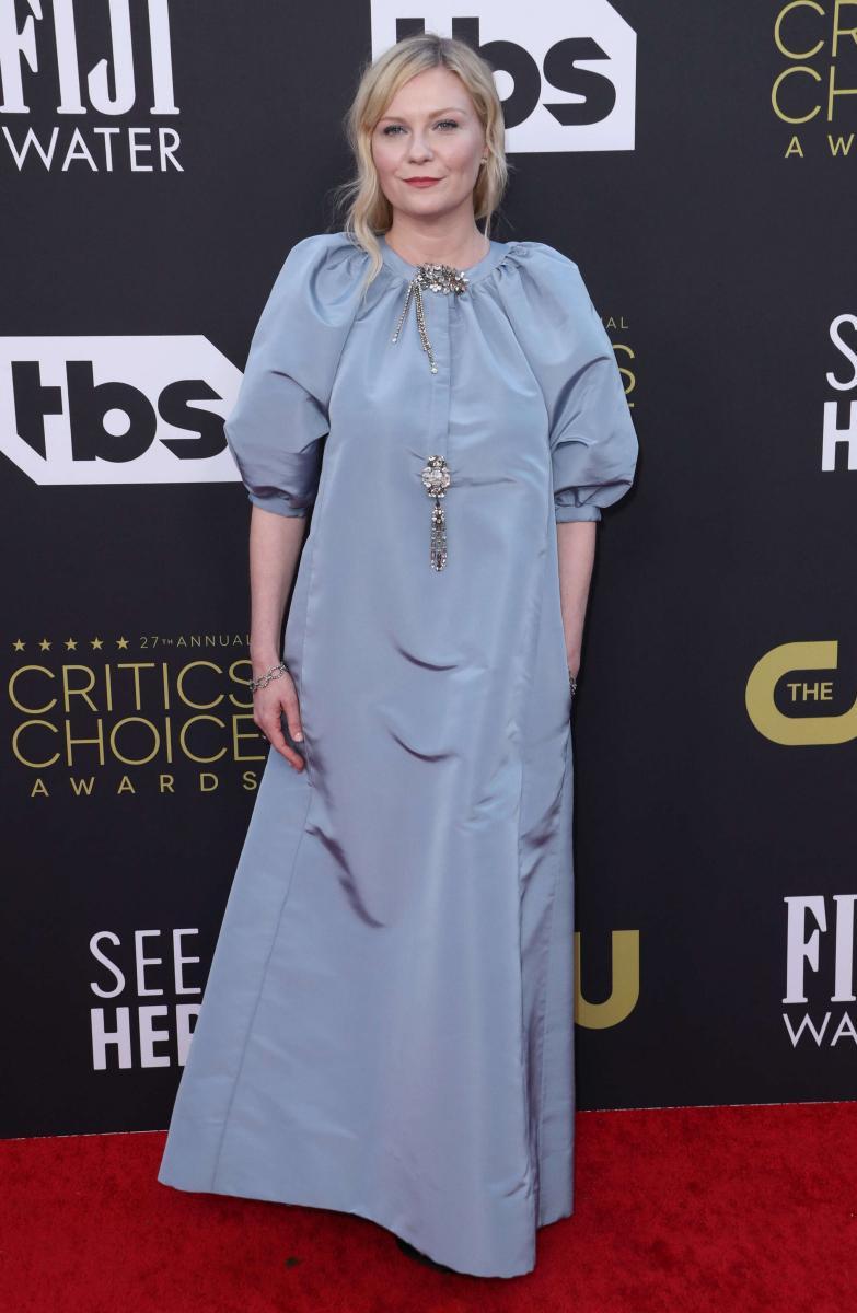 27thCriticsChoice_Arrivals68.jpg