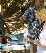 Filename=Allure_Dec2009_Photoshoot02.jpg
Filesize=57KiB
Dimensions=656x496
Date added=Nov 17, 2009 Allure_Dec2009_Photoshoot02.jpg