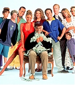 Filename=greedycast01.jpg
Filesize=165KiB
Dimensions=1500x802
Date added=Apr 03, 2006 greedycast01.jpg