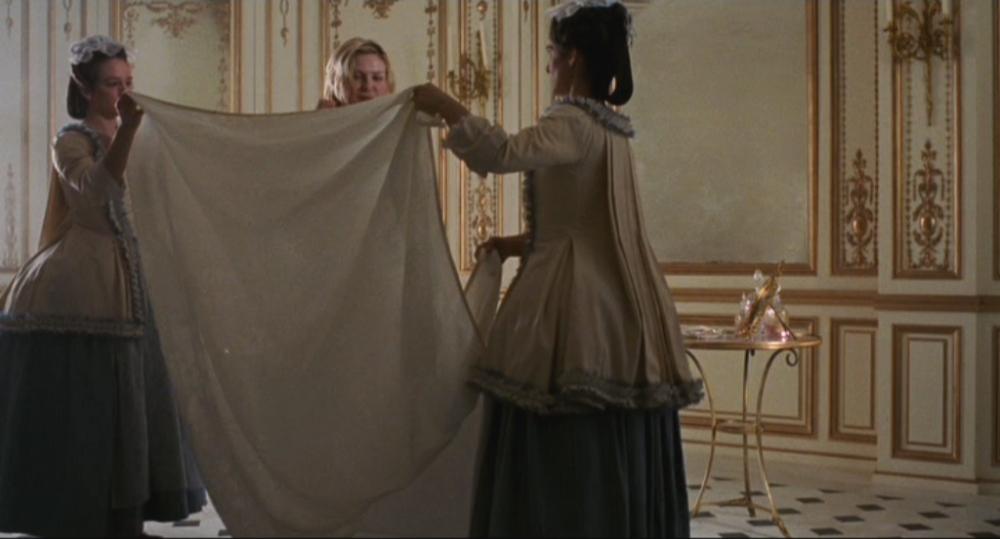 MarieAntoinetteDVD_221.jpg