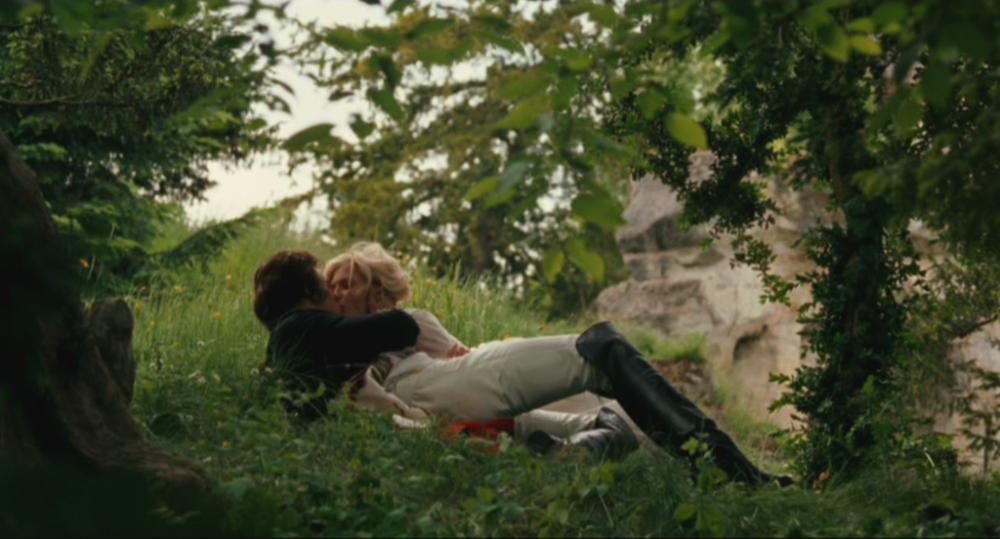 MarieAntoinetteDVD_560.jpg