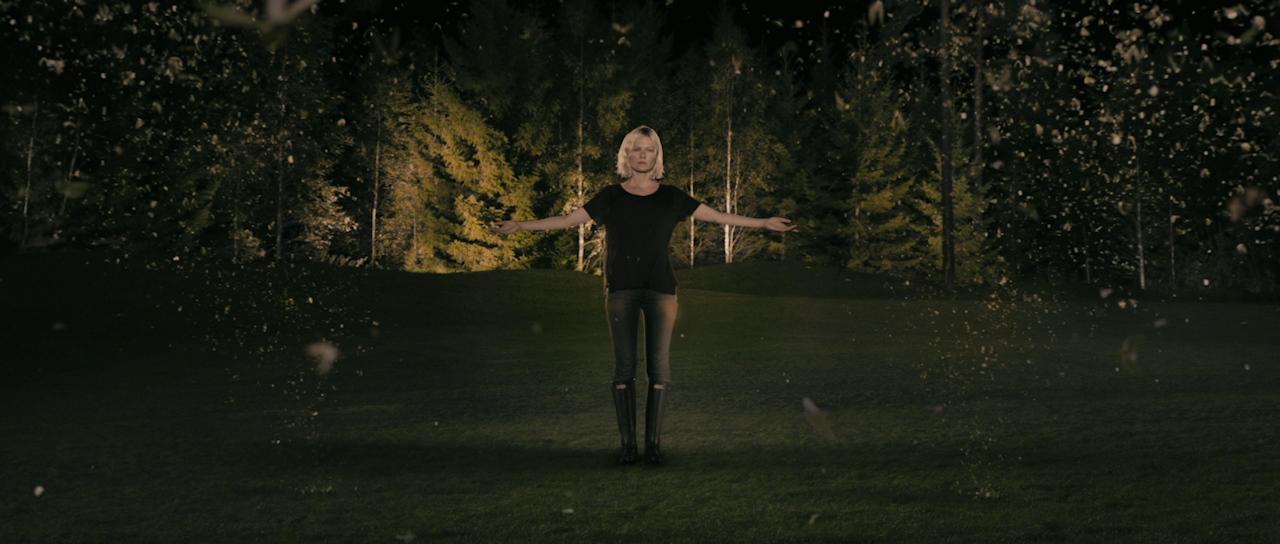 Melancholia_BluRay004.jpg
