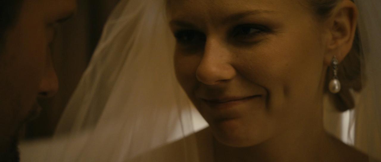 Melancholia_BluRay227.jpg