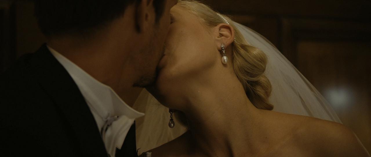 Melancholia_BluRay239.jpg