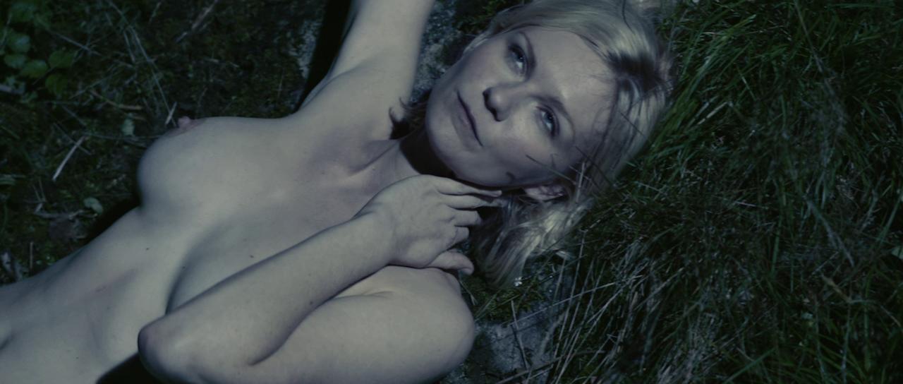 Melancholia_BluRay588.jpg