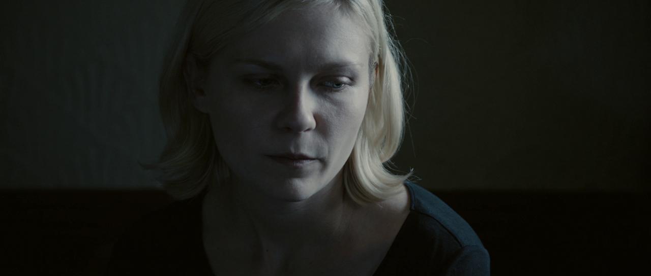 Melancholia_BluRay685.jpg