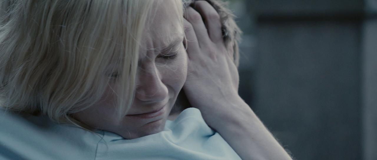 Melancholia_BluRay707.jpg