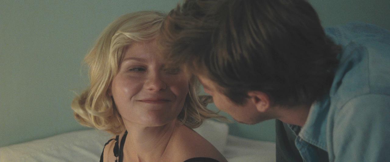 OnTheRoad_BluRay018.jpg