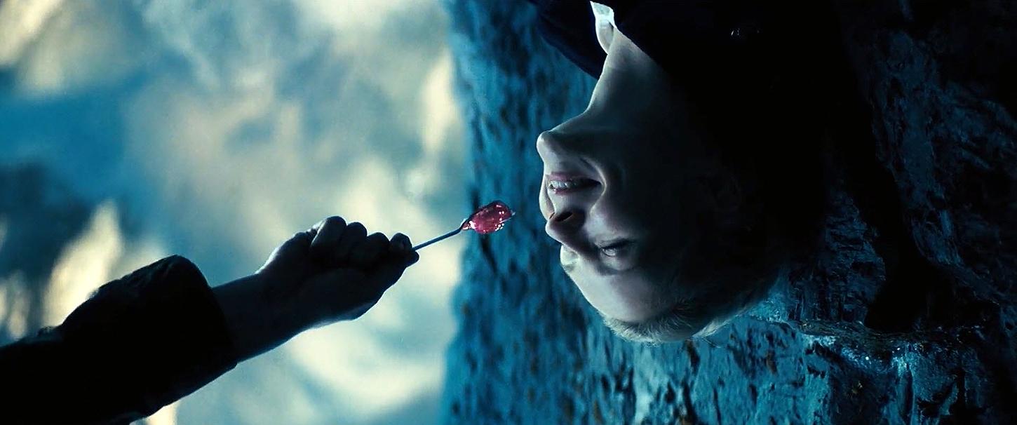 UpsideDown_BluRay021.jpg