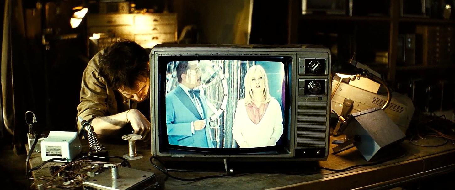 UpsideDown_BluRay070.jpg