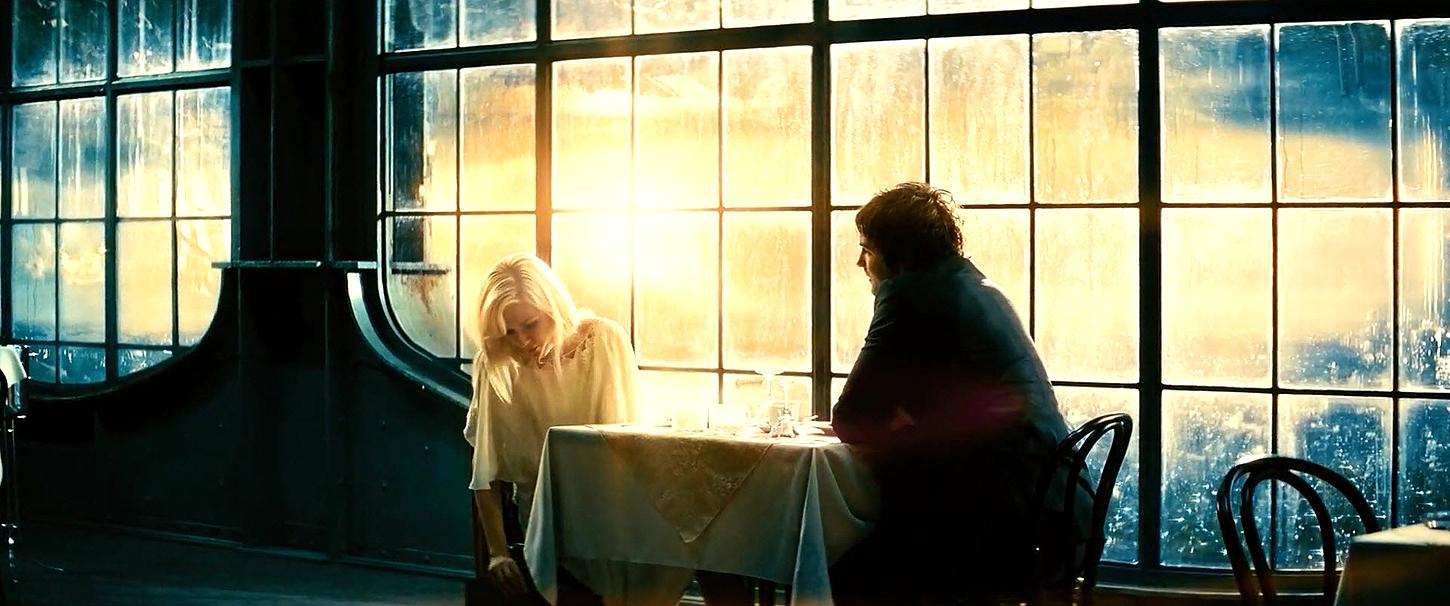 UpsideDown_BluRay306.jpg