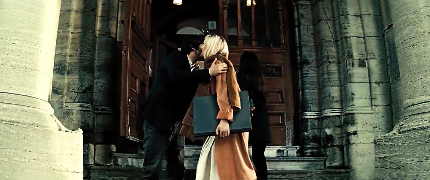 UpsideDown_BluRay316.jpg