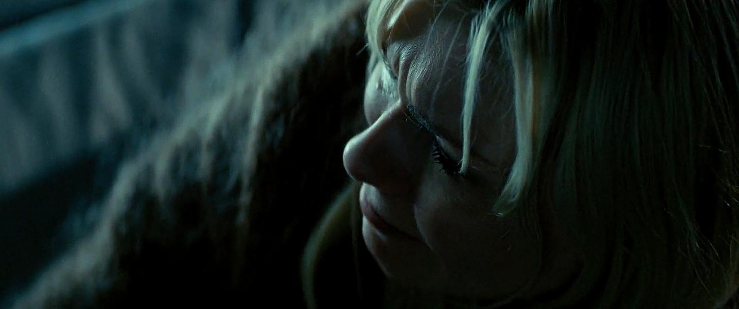 UpsideDown_BluRay347.jpg