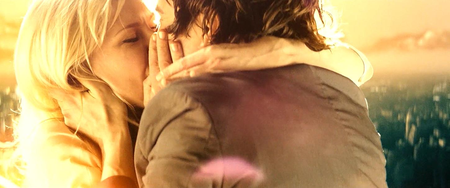 UpsideDown_BluRay473.jpg
