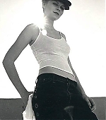 Filename=039.jpg
Filesize=26KiB
Dimensions=474x600
Date added=Sep 11, 2005 039.jpg