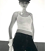 Filename=040.jpg
Filesize=24KiB
Dimensions=474x600
Date added=Sep 11, 2005 040.jpg